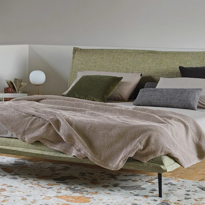 Letto in tessuto imbottito Fluff di Calligaris