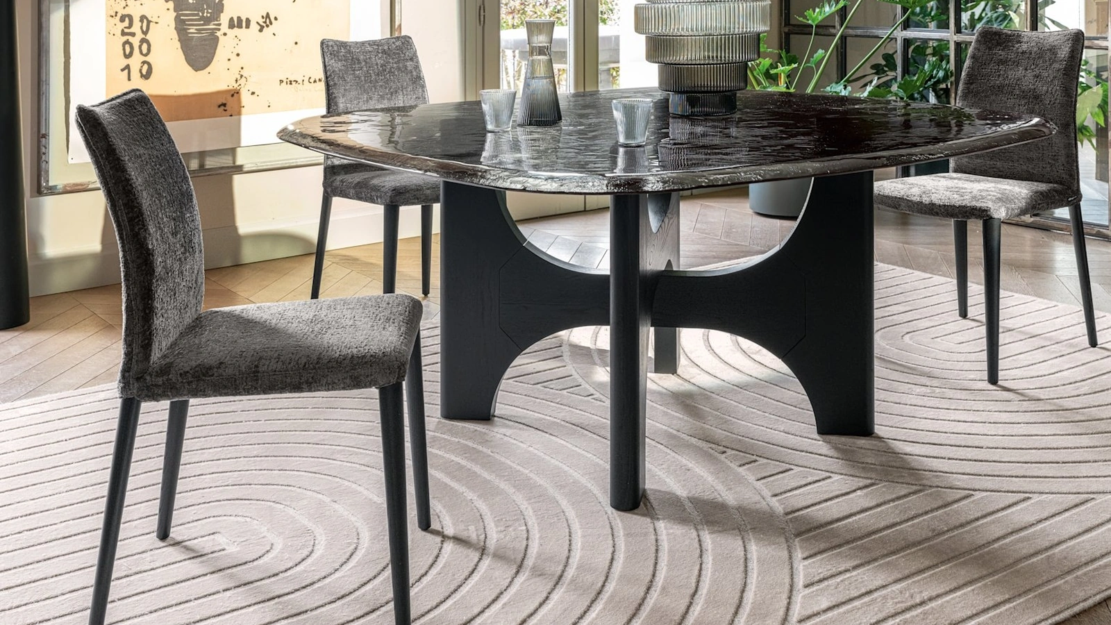 Sedia imbottita con base in legno Fay di Calligaris