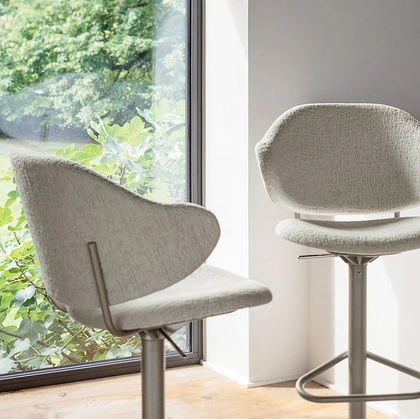 Sgabello regolabile Holly di Calligaris