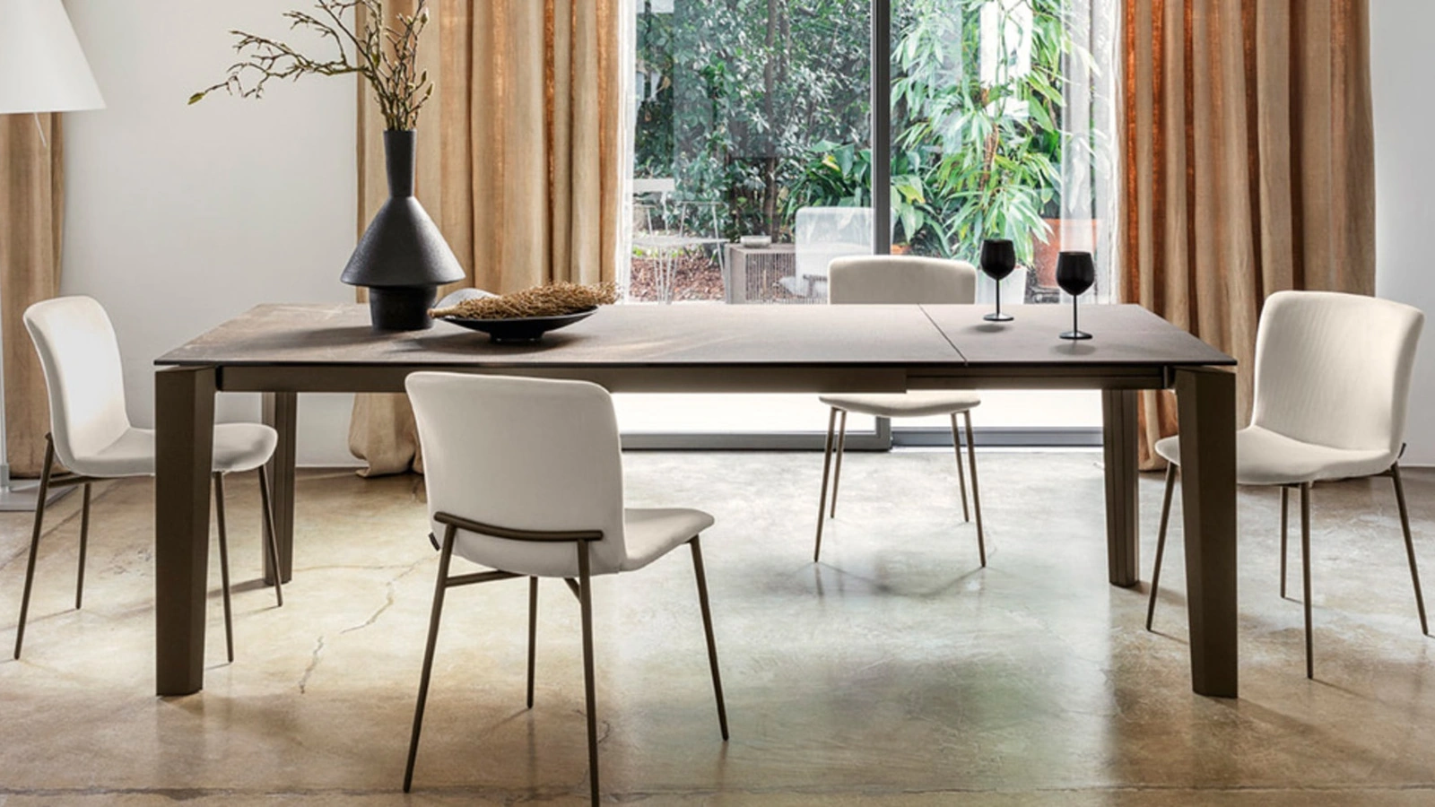 Sedia in tessuto Love di Calligaris