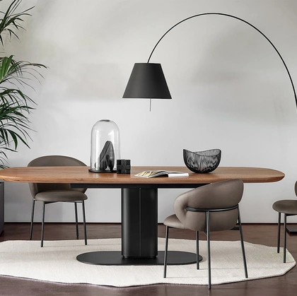 Tavolo Cameo in rovere massello di Calligaris