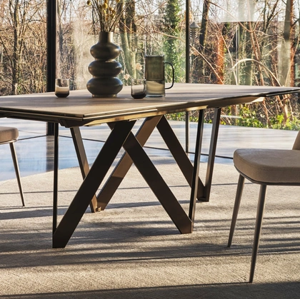 Tavolo allungabile Cartesio in ceramica di Calligaris
