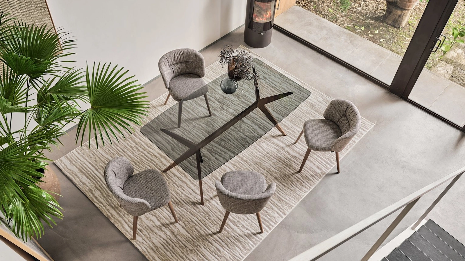 Tavolo rettangolare in vetro con struttura in legno massello Kent di Calligaris