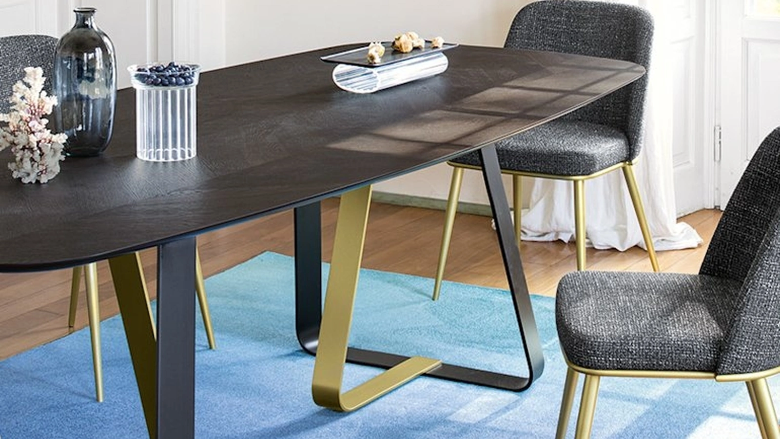 Tavolo ellittico Sunshine di Calligaris