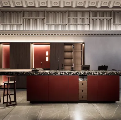 Cucina Moderna con isola Rossena di Scic